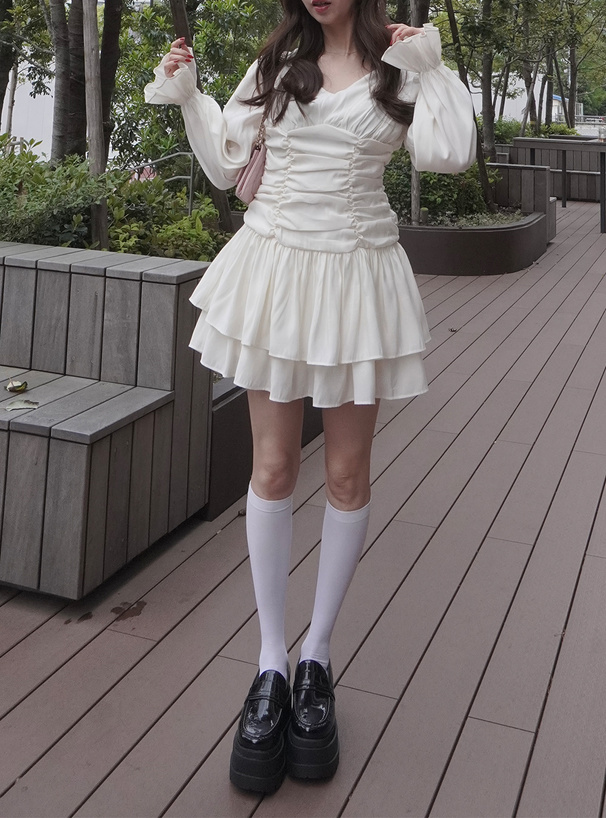 ギャザーティアードミニワンピース