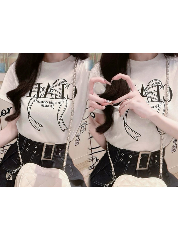 ショート丈リボン刺繍Tシャツ