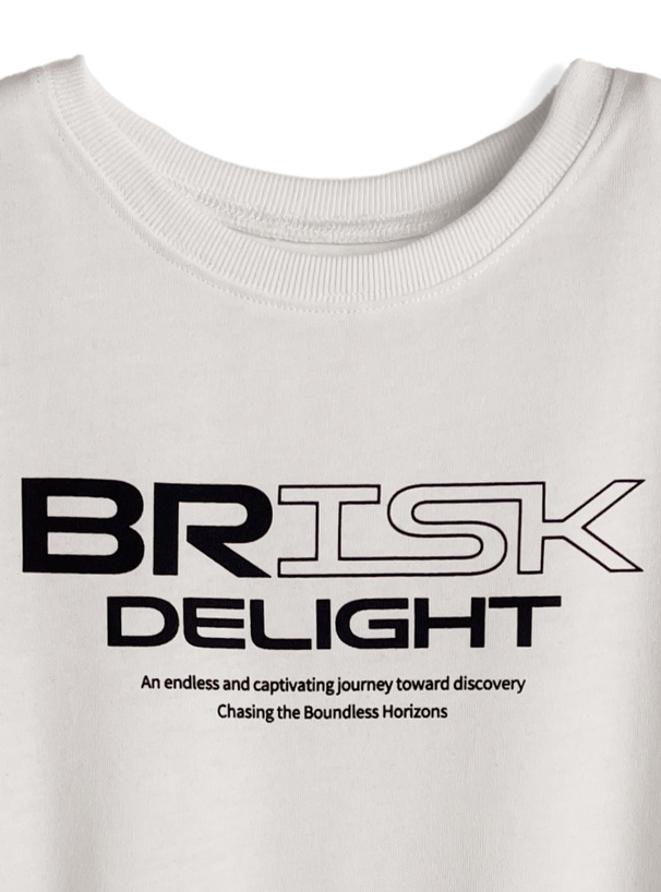 ロゴプリントショート丈Tシャツ