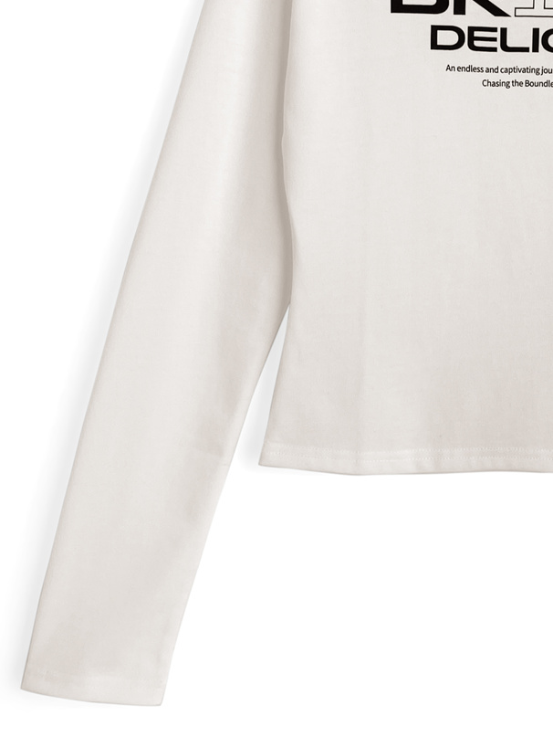 ロゴプリントショート丈Tシャツ