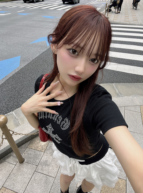 ラインストーンクロスTシャツ