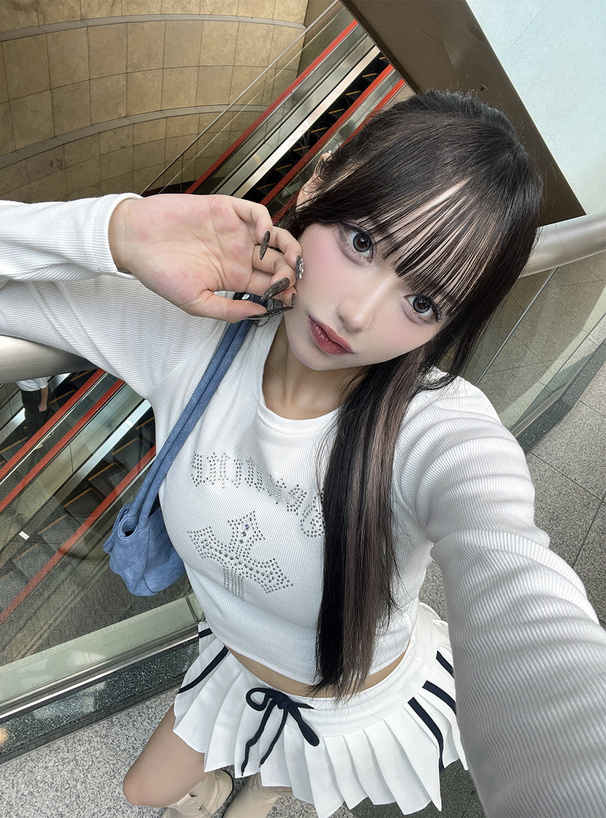 ラインストーンクロスTシャツ