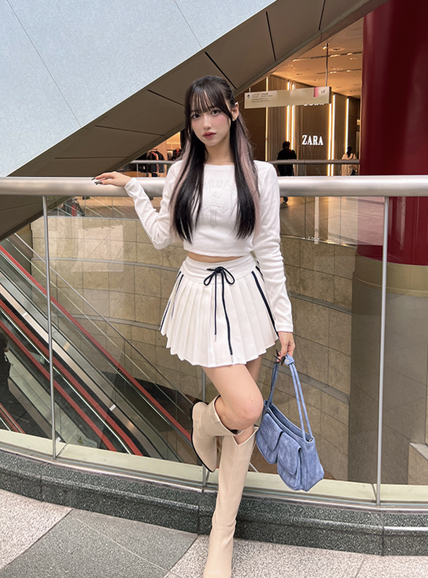 ラインストーンクロスTシャツ