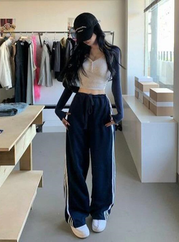 サイドラインスウェットワイドパンツ