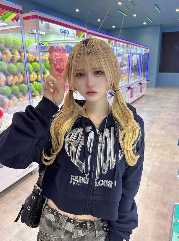 ロゴ刺繍スウェットパーカー