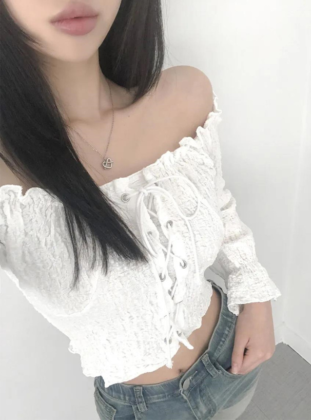レースアップオフショルダーフリルトップス