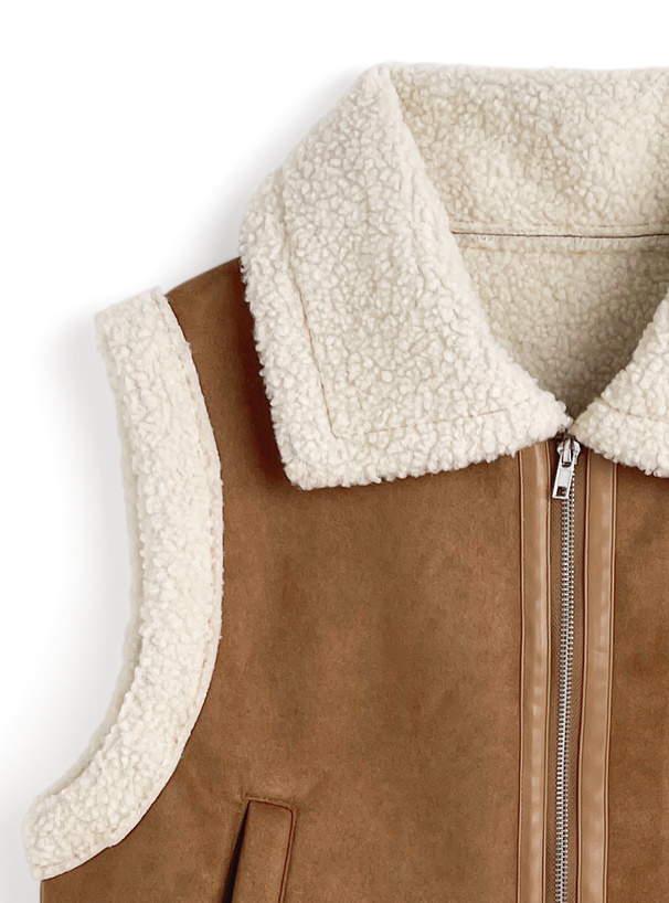 ムートンジップベスト