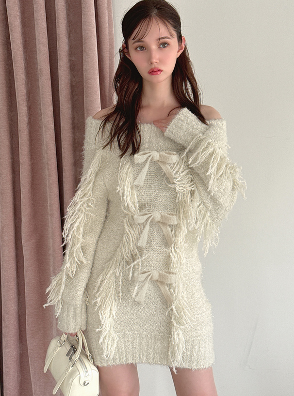 フリンジリボンオフショルダーニットミニワンピース