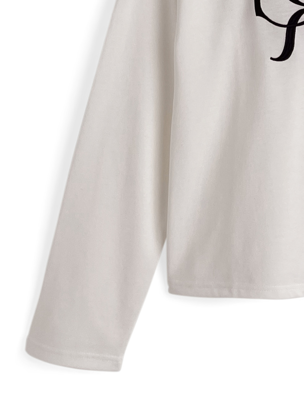 モノグラム刺繍ロンT