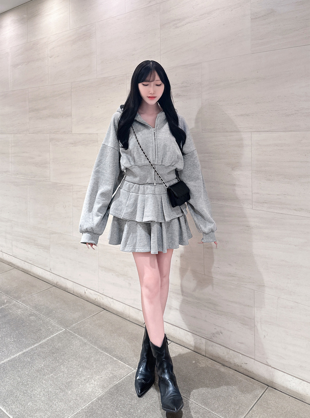 て*割様 STONE  フード付きパーカー グレー X-girl（エックスガール） ラインストーン パーカー RHINESTONE STAR