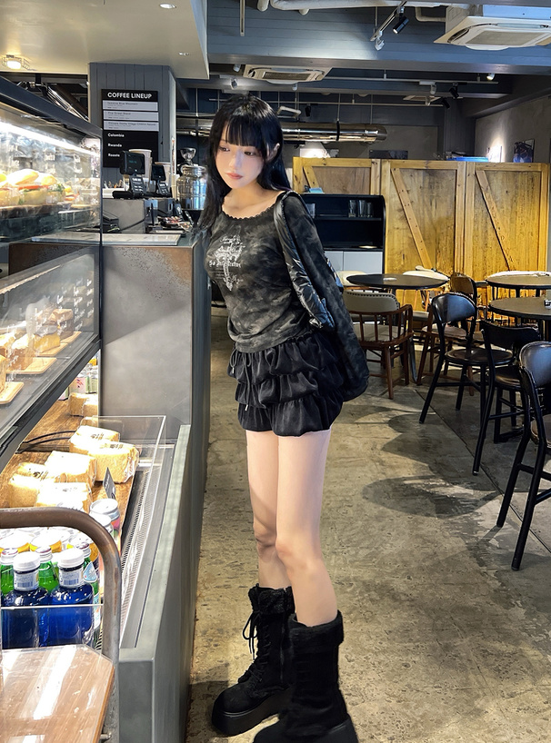 クロスロゴプリントギャザーリブトップス