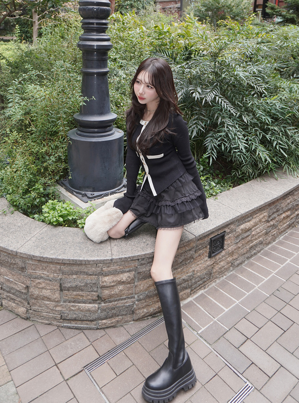 ILLIT アイリット BEB インパン付きレースフリルミニスカート