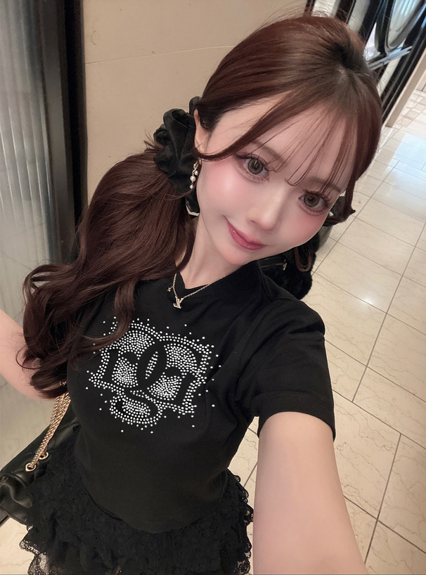 ラインストーンロゴTシャツ