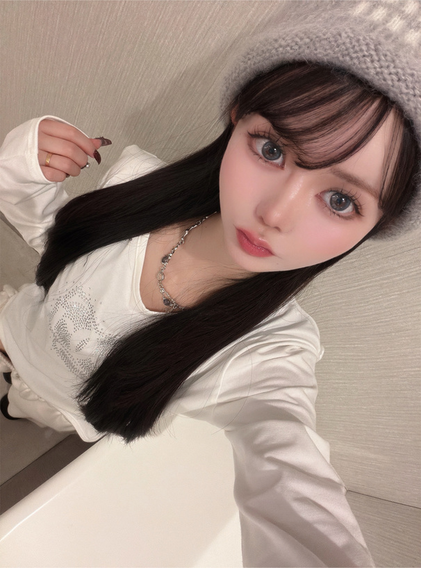 ラインストーンロゴロンT