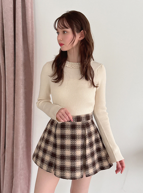 パールフリルリブニットトップス