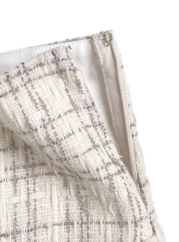 ファースリーブジャケット×ミニスカートツイードセットアップ