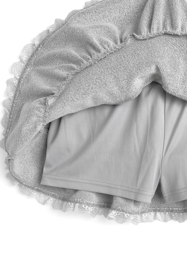 リボン付きワンショルダーレーストップス×ティアードフリルミニスカートスウェットセットアップ