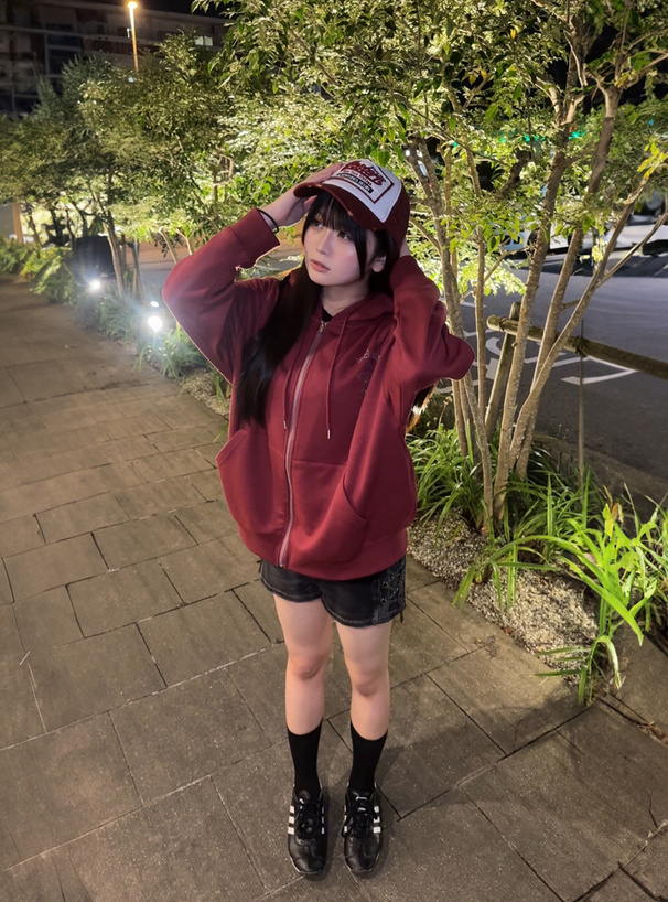 ラインストーンクロスロゴスウェットパーカー[pm813] | レディース