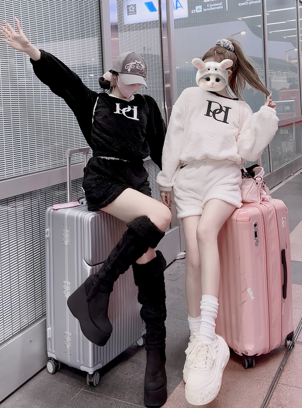 配色ロゴトップス×ショートパンツボアセットアップ[pm847