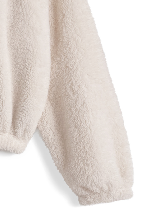 配色ロゴトップス×ショートパンツボアセットアップ