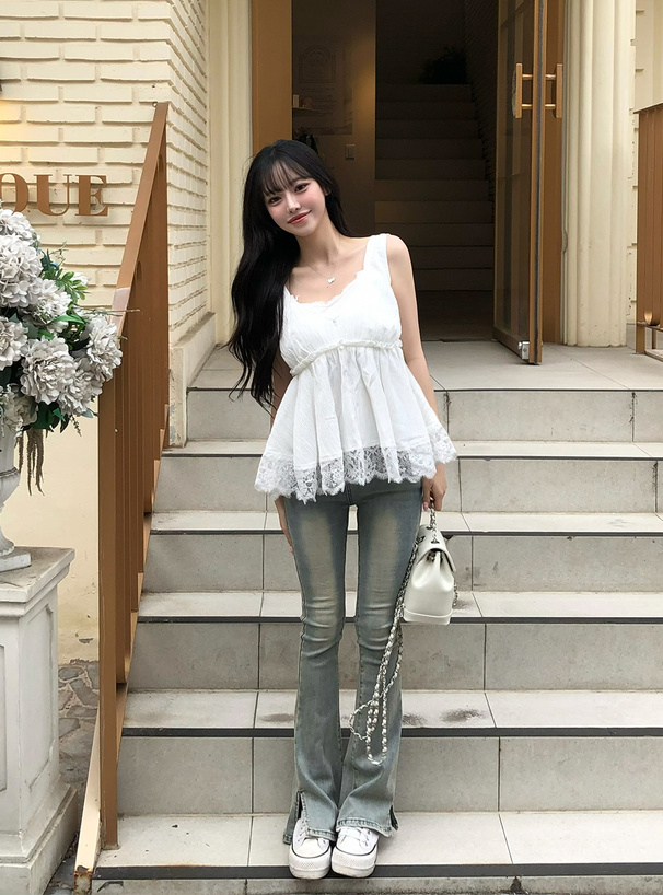 キャミソールレイヤード風レースフレアトップス