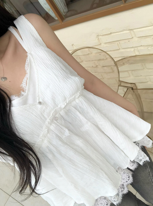 キャミソールレイヤード風レースフレアトップス