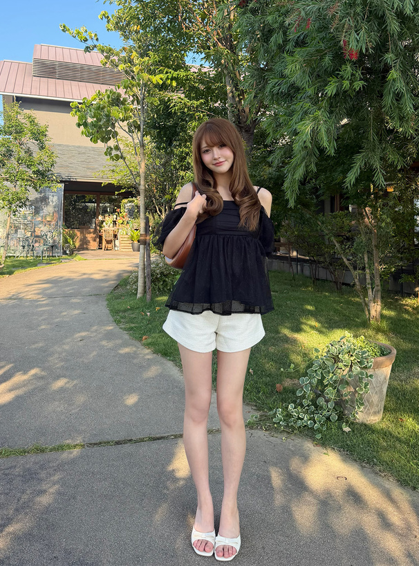 ドットチュールオフショルダートップス