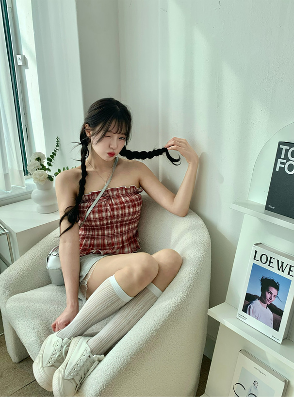 ILLIT アイリット BEB チェック柄リボンフリルベアトップ