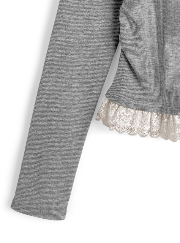 レースレイヤード風リボントップス