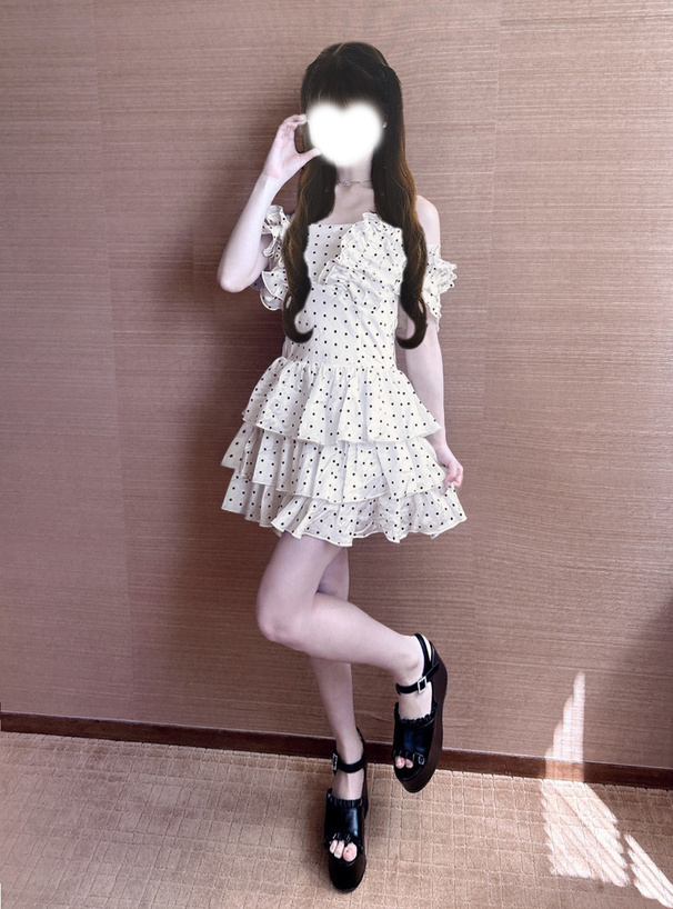 2Wayドット柄ギャザーフリルティアードミニワンピース