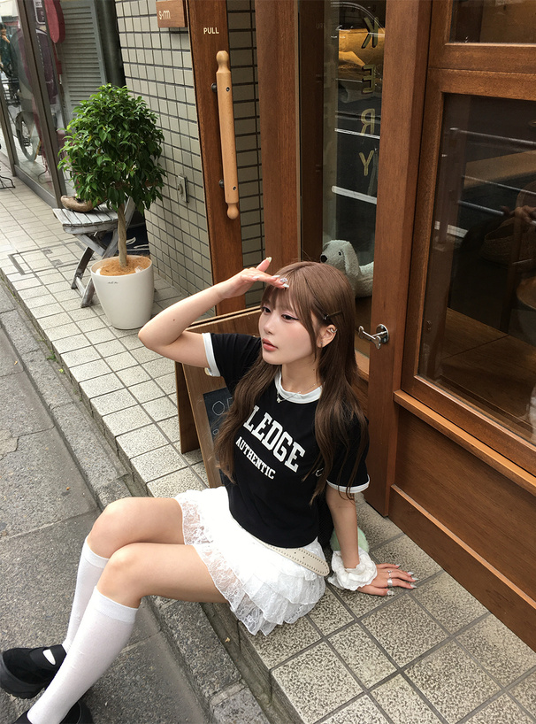 ロゴプリントリンガーTシャツ