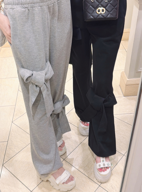 ビッグリボンフレアスウェットパンツ
