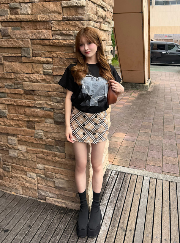 グラフィックロゴプリントTシャツ