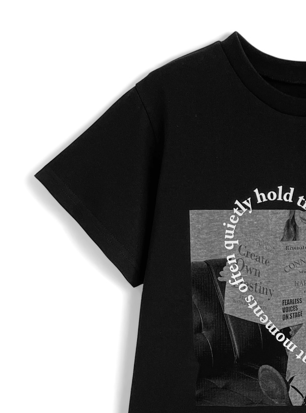 グラフィックロゴプリントTシャツ