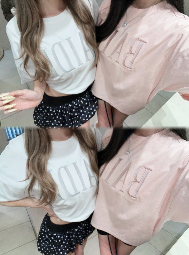 ロゴ刺繍Tシャツ