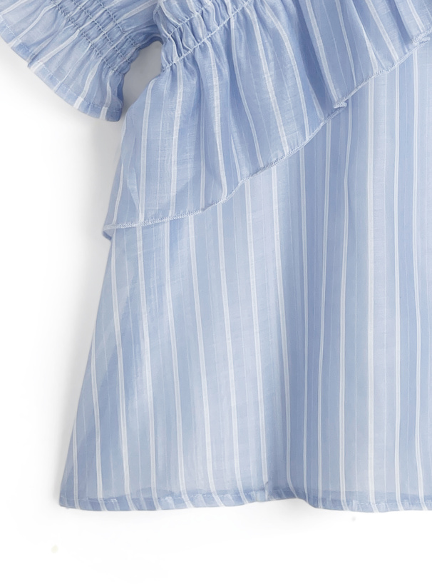 ストライプ柄シアークロスフリルブラウス