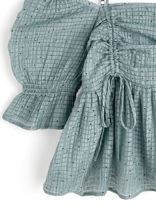 ドット柄ドロストオフショルダーシアーブラウス