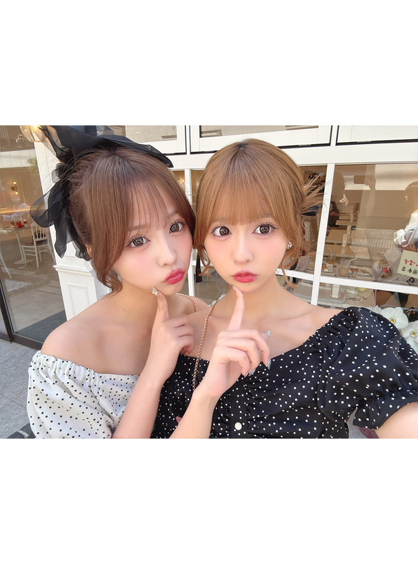 ドット柄ギャザーフリルトップス