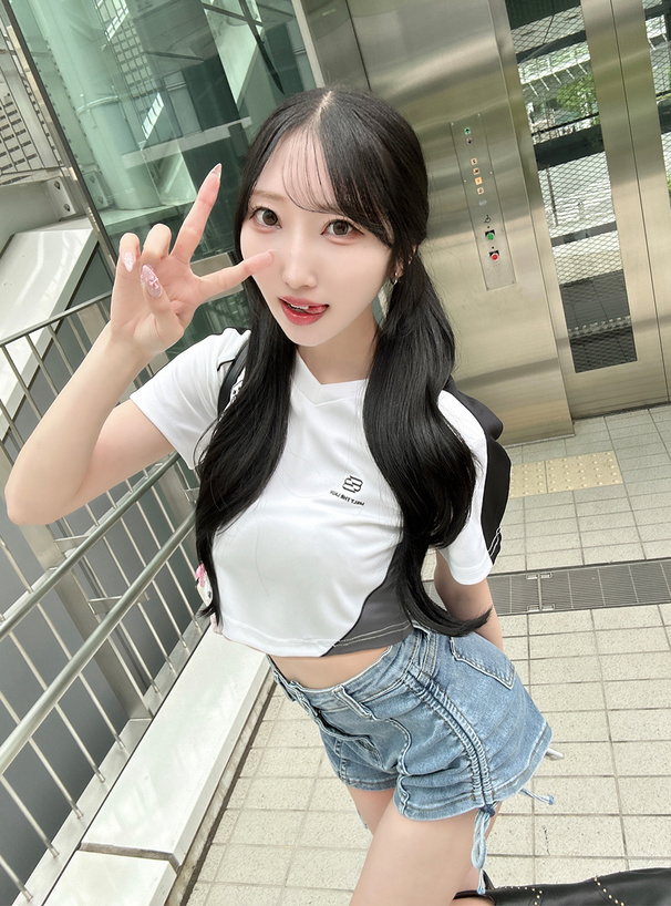 ドロストリボンデニムショートパンツ