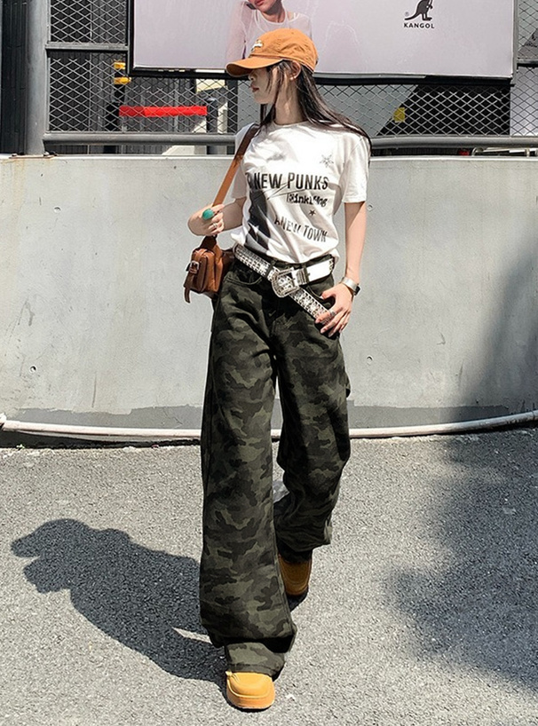 カモフラージュ柄ワイドパンツ