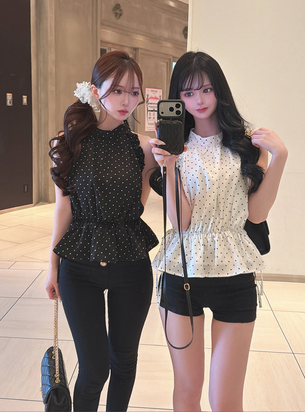 ドット柄サイドリボンアメスリフリルブラウス