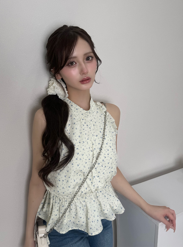 小花柄サイドリボンアメスリフリルブラウス