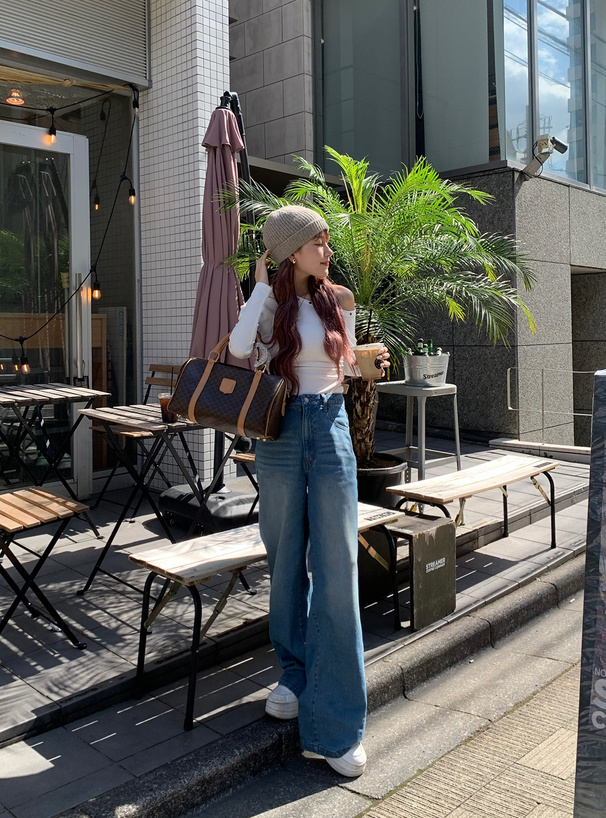 サイドVラインワイドデニムパンツ