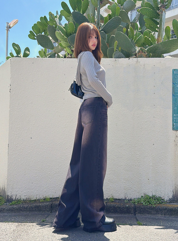 シルエットカラーデニムパンツ