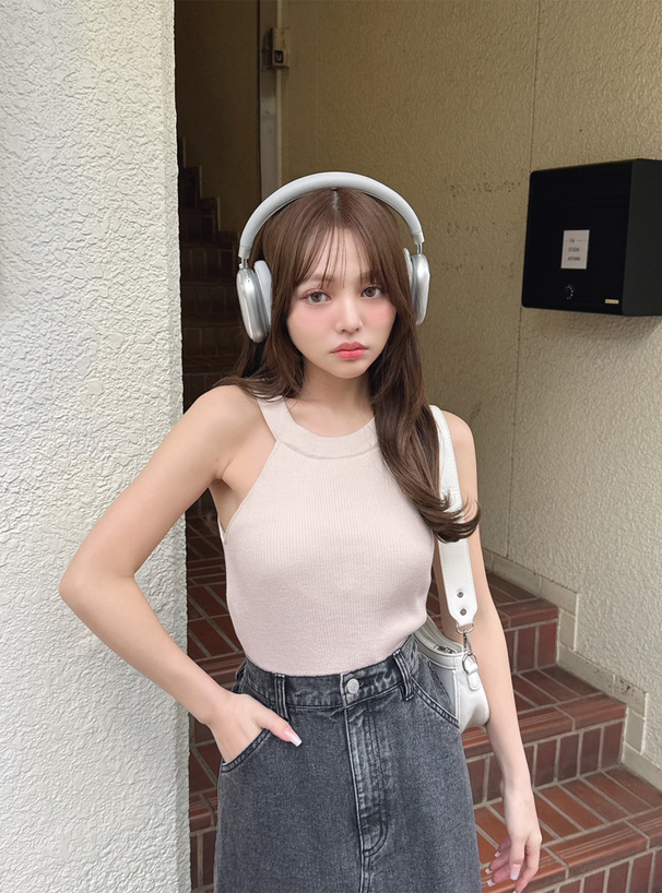 パッド入りアメスリリブニットタンクトップ