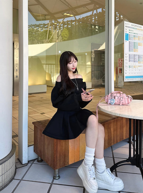 3wayトップス×プリーツミニスカートセットアップ