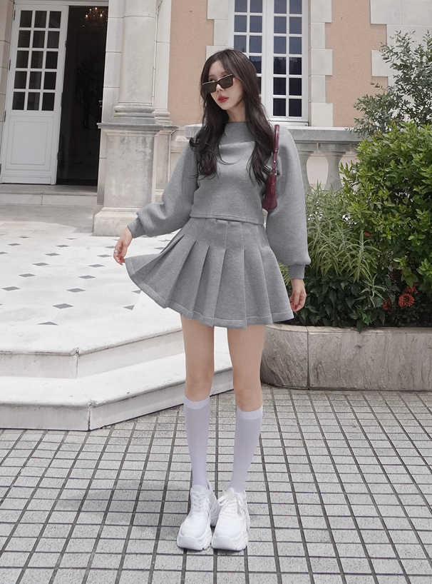 3wayトップス×プリーツミニスカートセットアップ