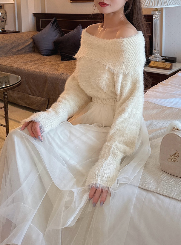 オフショルシャギーニットトップス×チュールスカートセットアップ