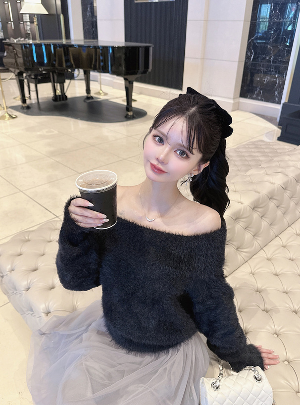 オフショルシャギーニットトップス×チュールスカートセットアップ