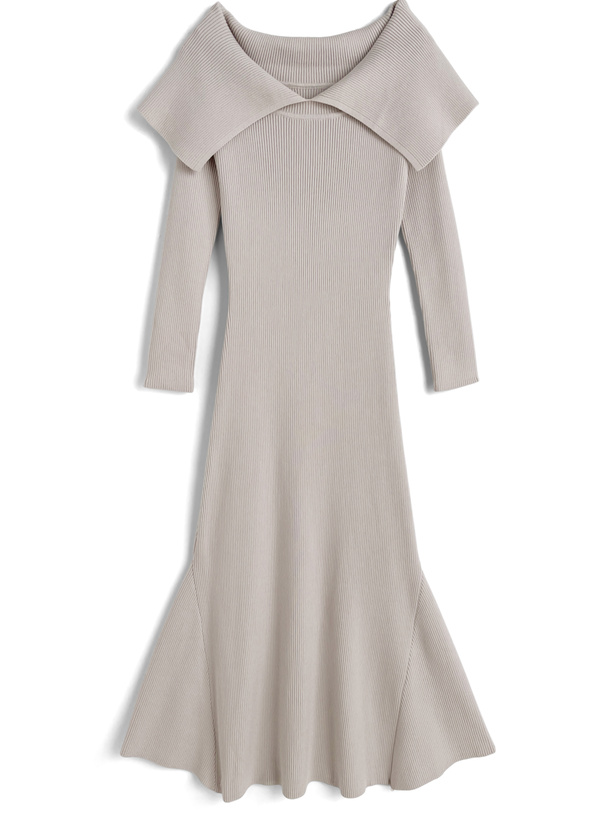 ケープカラーロングニットワンピース